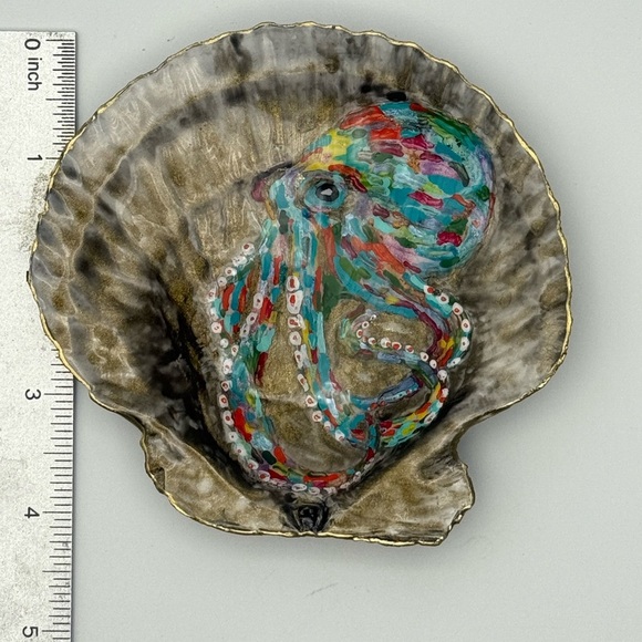 Colorful Octopus Painted Shell - Picture 5 of 6